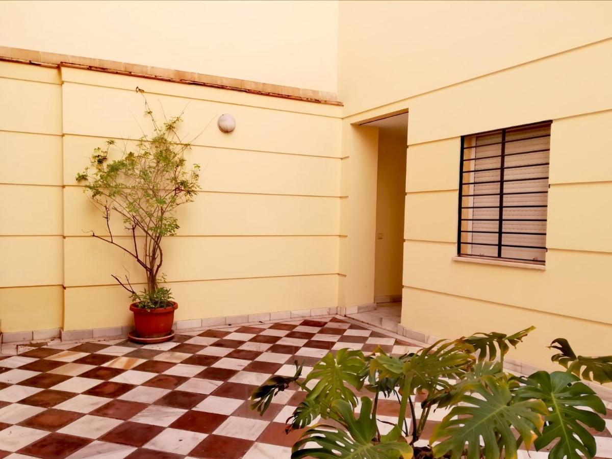 Apartamento San Luis. Plaza De Parking Gratis!!! Севилья Экстерьер фото