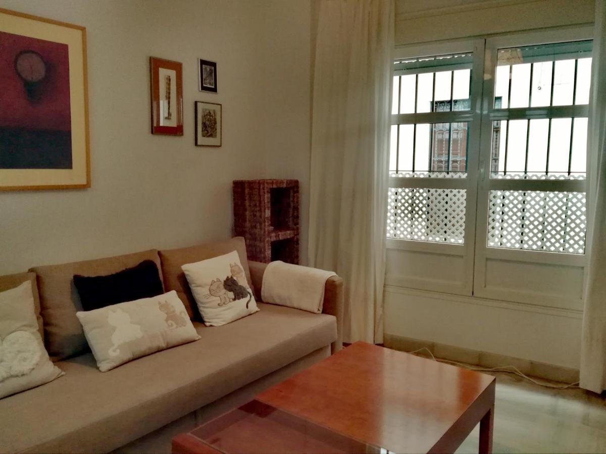 Apartamento San Luis. Plaza De Parking Gratis!!! Севилья Экстерьер фото