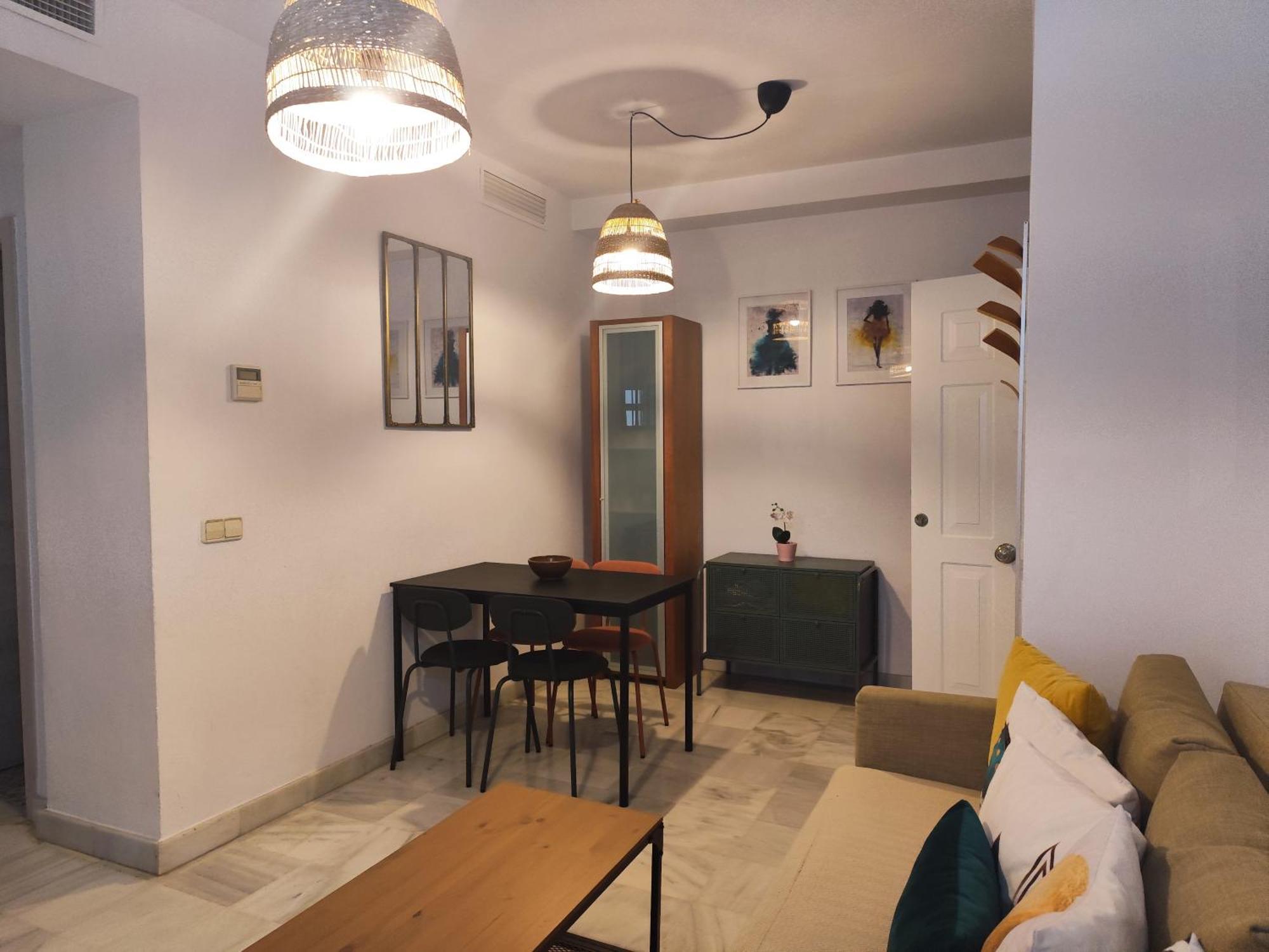 Apartamento San Luis. Plaza De Parking Gratis!!! Севилья Экстерьер фото