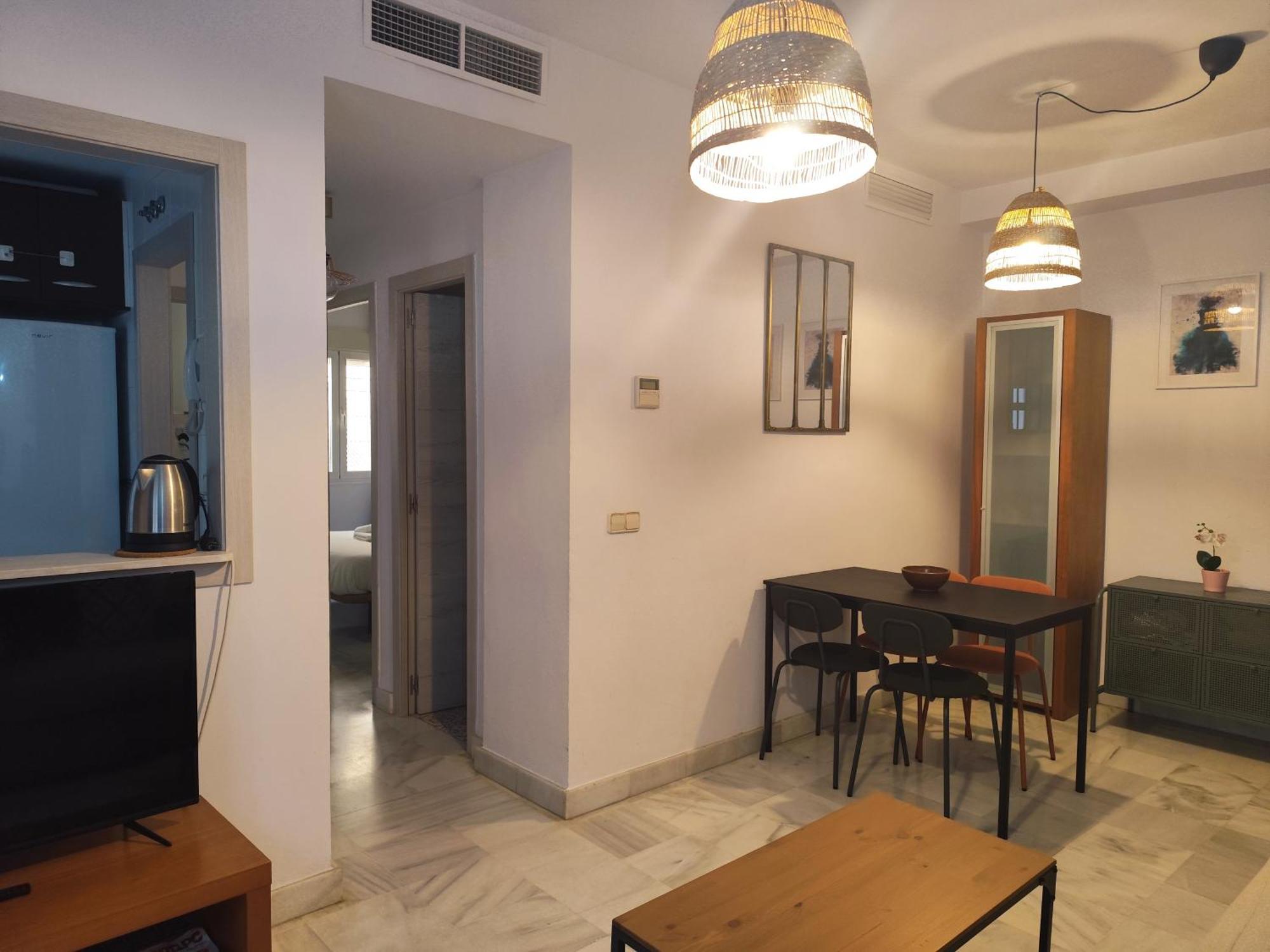 Apartamento San Luis. Plaza De Parking Gratis!!! Севилья Экстерьер фото